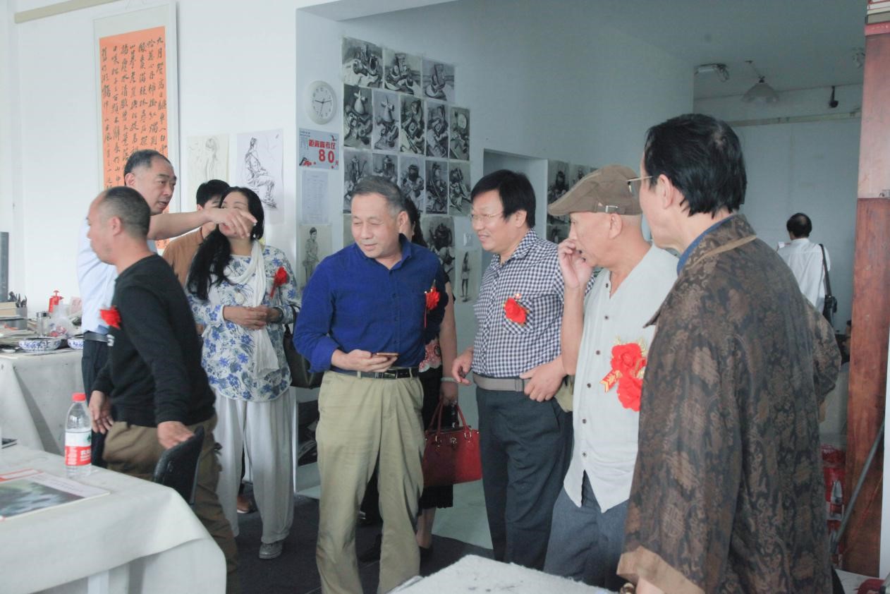 “艺术中国万里行”—第35届中国书画艺术走向何方高峰论坛举行